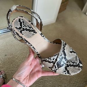 Animal print wedges STRADIVARIUS